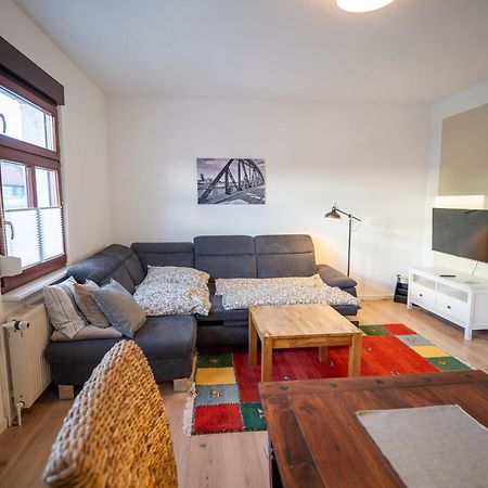 Апартаменты Haus Unterm Mammutbaum - Elberadweg Магдебург Экстерьер фото