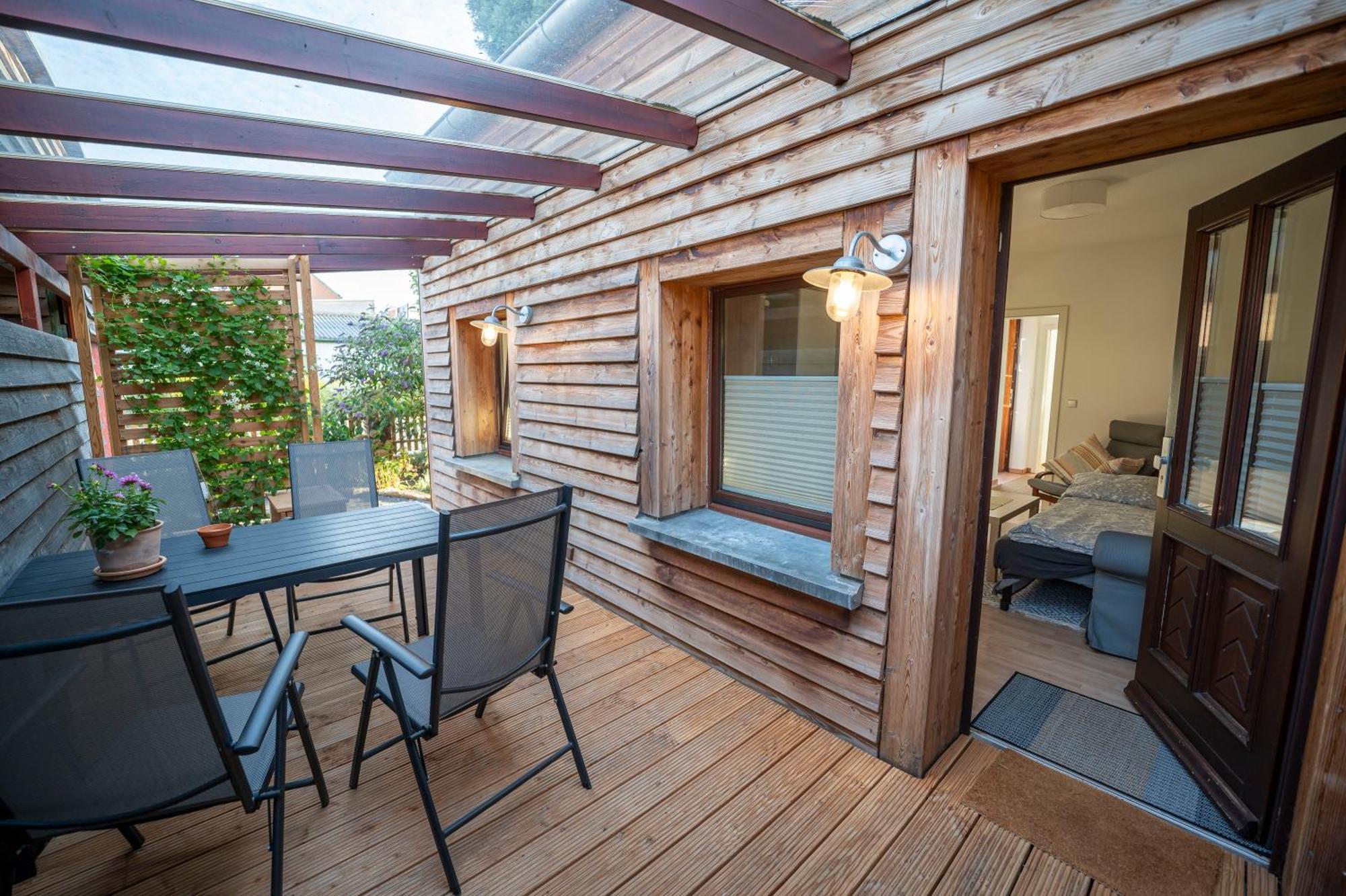 Апартаменты Haus Unterm Mammutbaum - Elberadweg Магдебург Экстерьер фото