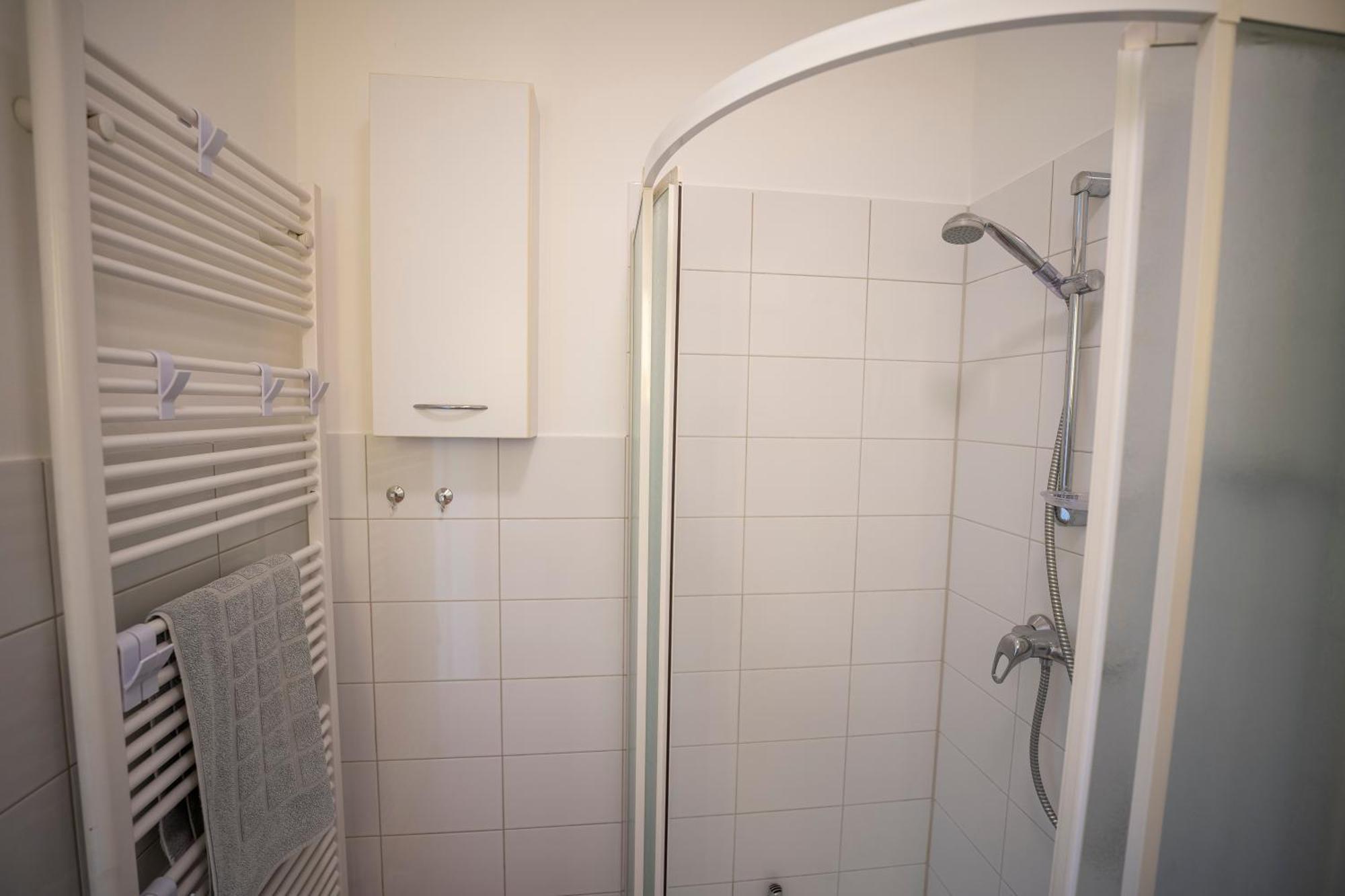 Апартаменты Haus Unterm Mammutbaum - Elberadweg Магдебург Экстерьер фото
