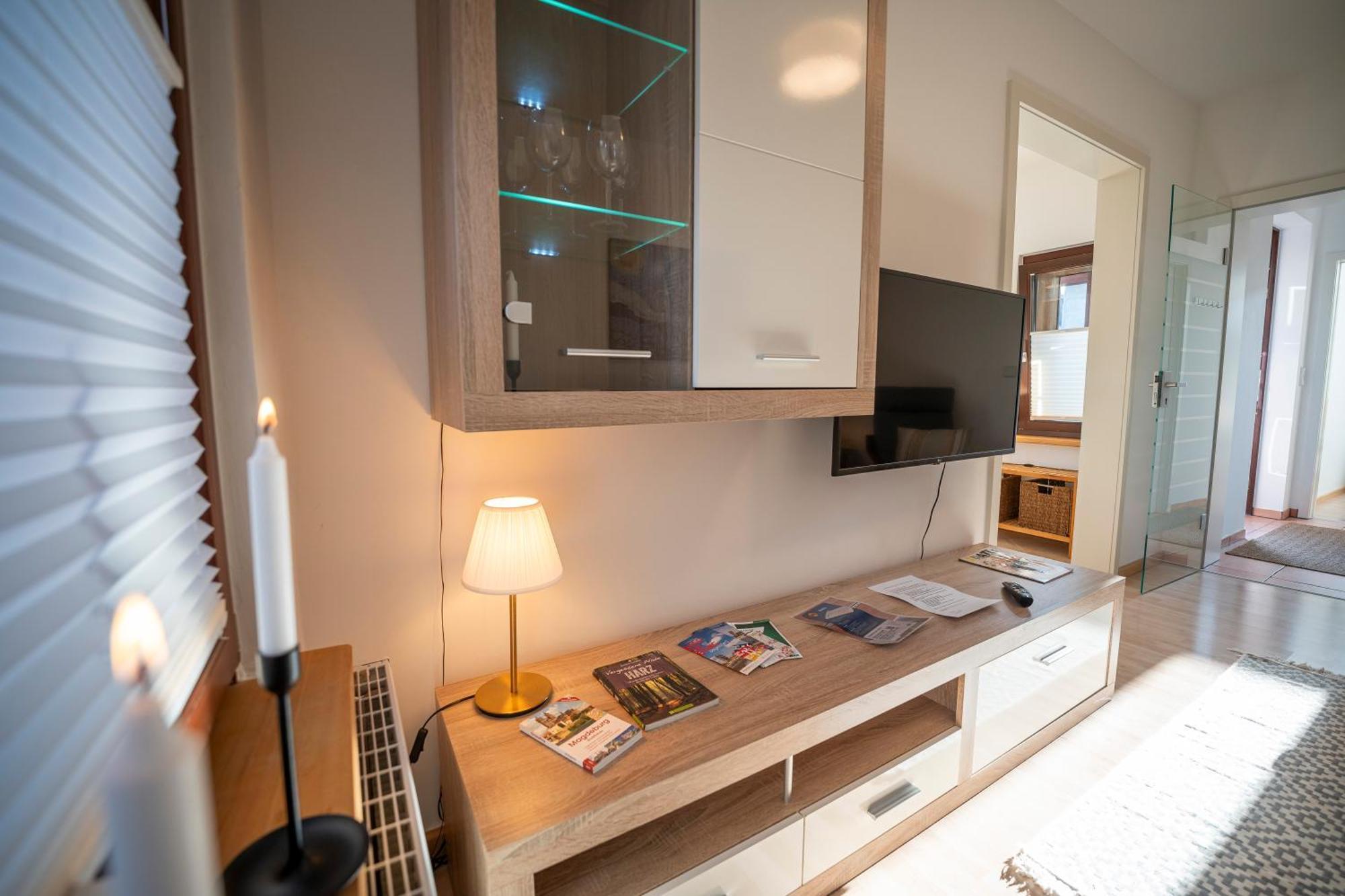 Апартаменты Haus Unterm Mammutbaum - Elberadweg Магдебург Экстерьер фото