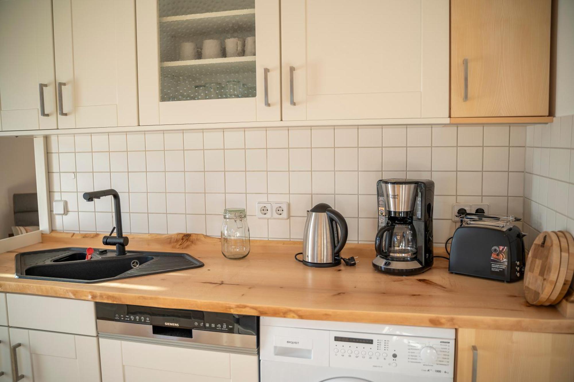 Апартаменты Haus Unterm Mammutbaum - Elberadweg Магдебург Экстерьер фото
