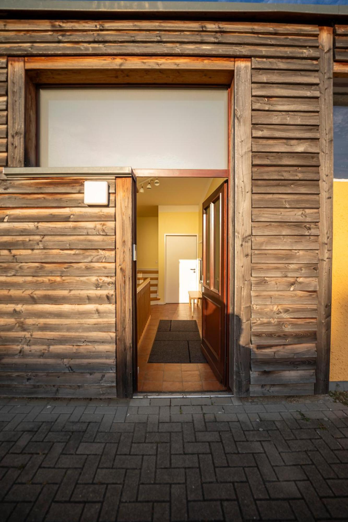 Апартаменты Haus Unterm Mammutbaum - Elberadweg Магдебург Экстерьер фото
